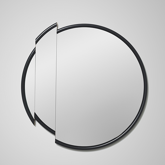 Split Mirror Round studio 01